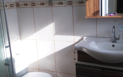 Ótima casa na Rua Da Saudade!