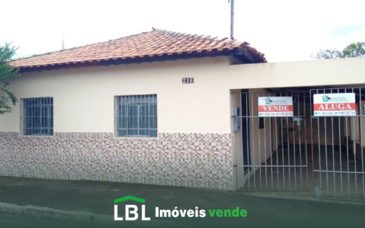 Vende-se imóvel em Bueno Brandão.