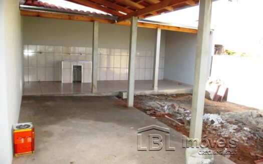 Ótima casa recém construída com 03 dormitórios!!!