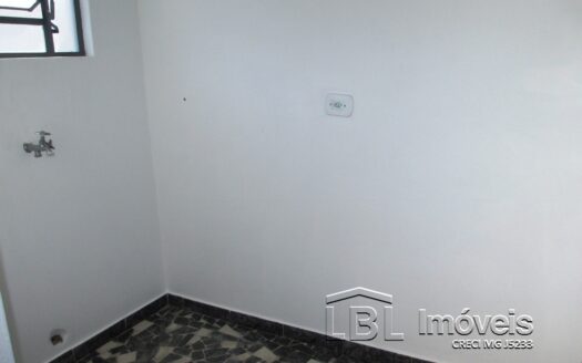 Ótima casa com 02 dormitórios!