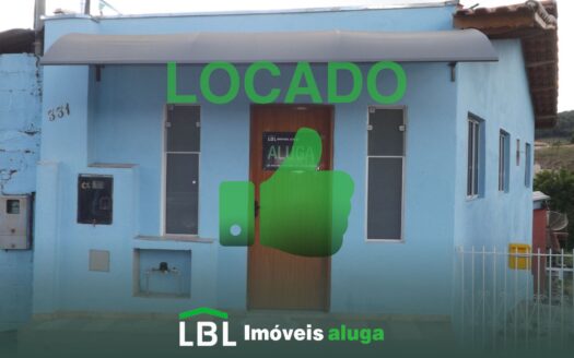 Casa pequena em Bueno Brandão-MG