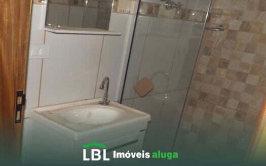 Ótima casa na Av. Bom Jesus, em Bueno Brandão!!!