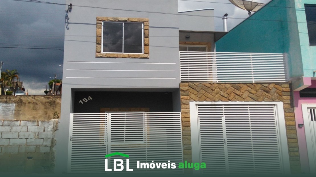 Aluga-se ótima casa em Bueno Brandão