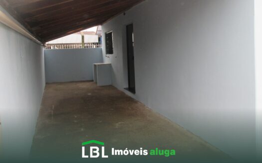 Casa boa em Bueno Brandão com 02 dormitórios