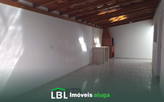 Excelente casa no Jd dos Pássaros