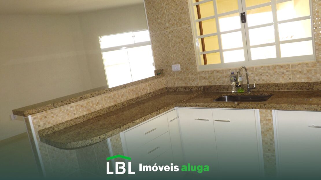 Aluga-se casa nova em Bueno Brandão-MG