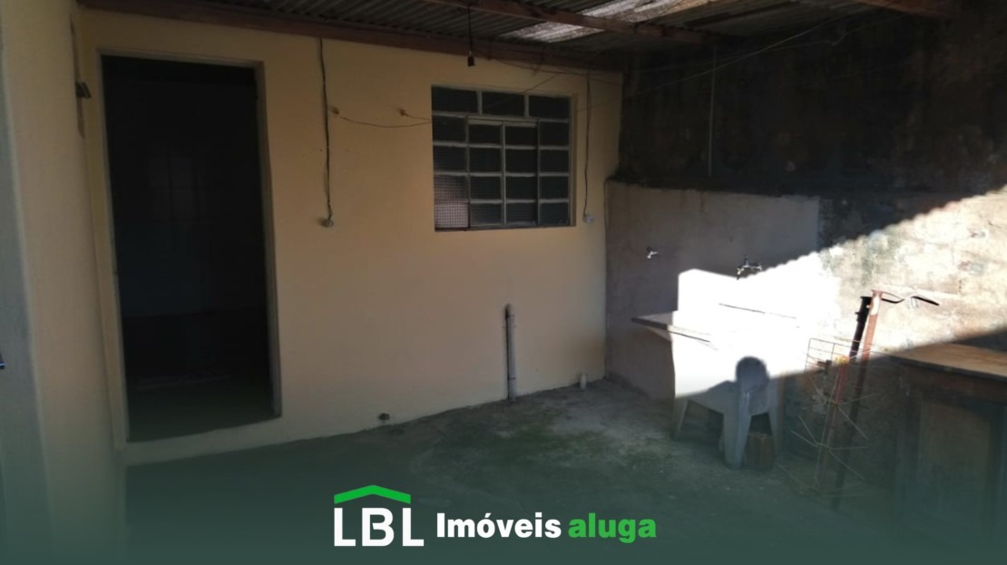 Aluga-se casa boa em Bueno Brandão-MG