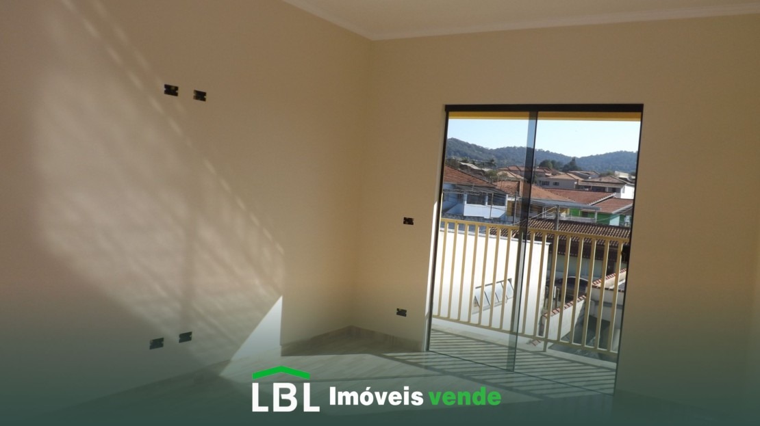 Vende-se excelente imóvel em Bueno Brandão-MG!