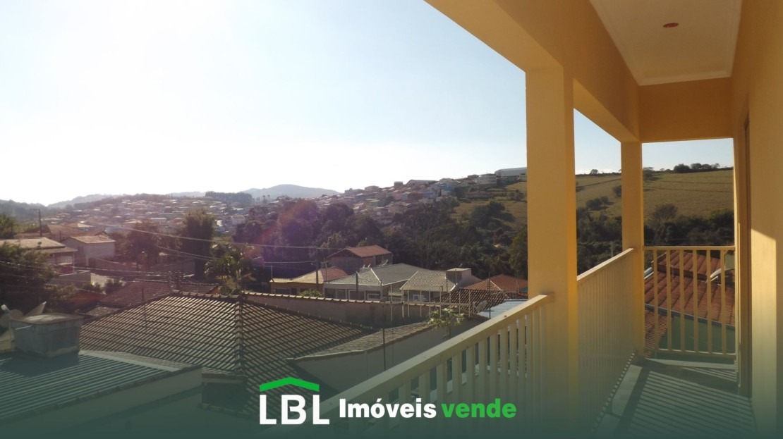 Vende-se excelente imóvel em Bueno Brandão-MG!