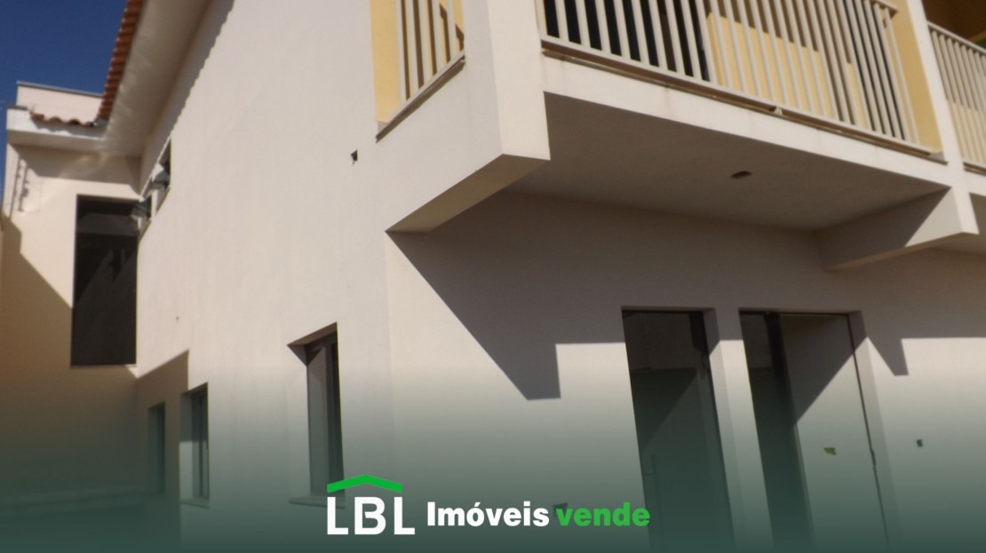 Vende-se excelente imóvel em Bueno Brandão-MG!