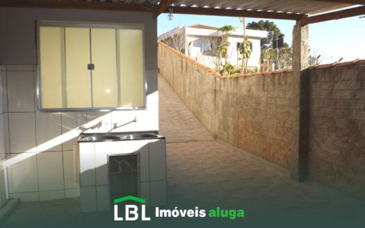 Excelente casa, próxima ao Centro, em Bueno Brandão