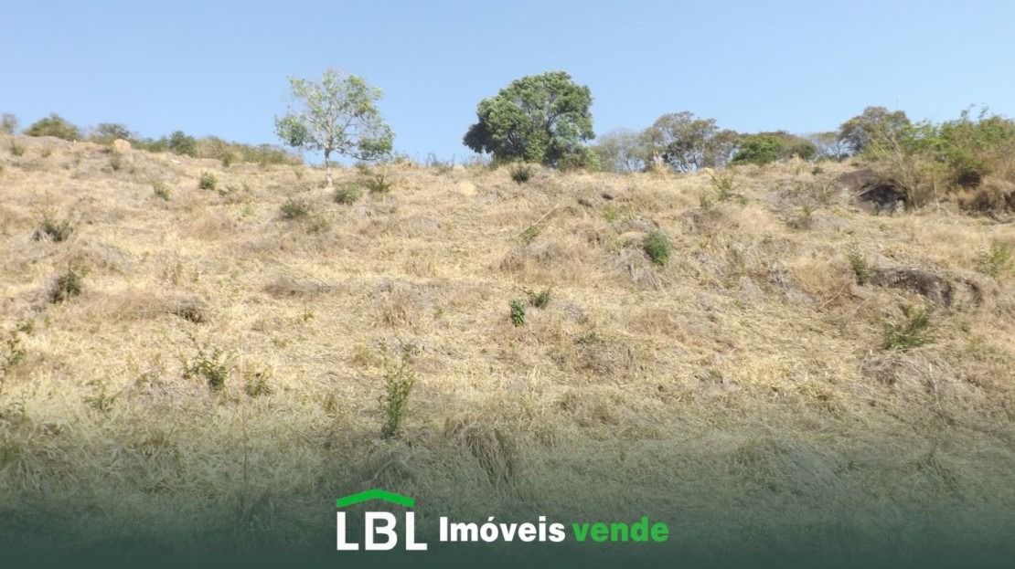 Vende-se terreno em Bueno Brandão-MG