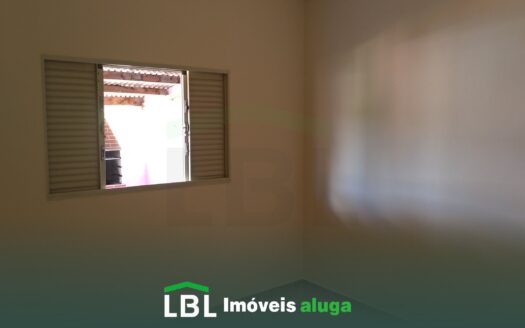 Ótima casa no Centro de Bueno Brandão-MG