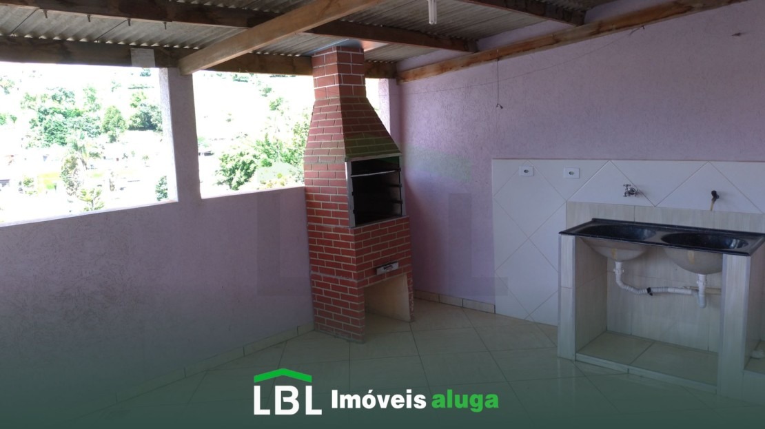 Aluga-se casa em Bueno Brandão-MG