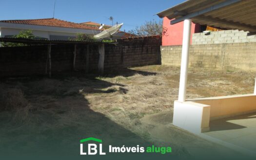 Casa boa no Jardim Nova Suíça em Bueno Brandão-MG