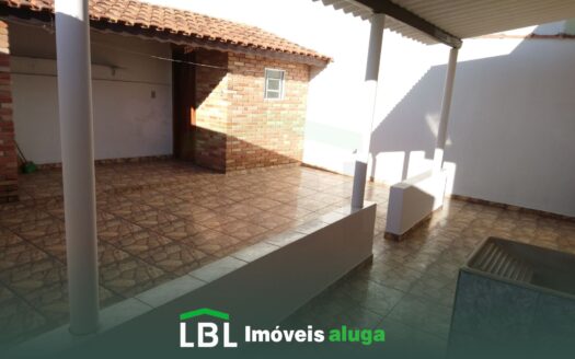 Ótima casa com 3 dormitórios em Bueno Brandão-MG