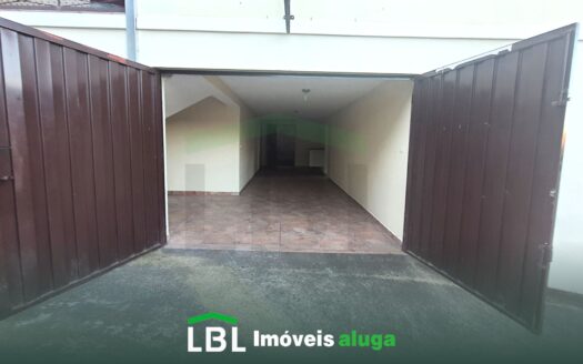 Ótima casa no Centro de Bueno Brandão-MG