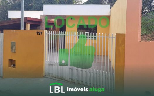 Ótima excelente casa em Bueno Brandão-MG