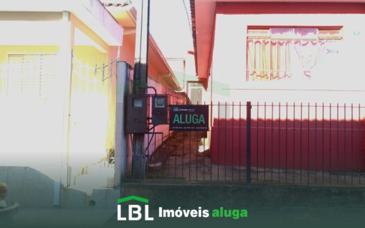 Casa de fundos no Parque Renascença em Bueno Brandão-MG