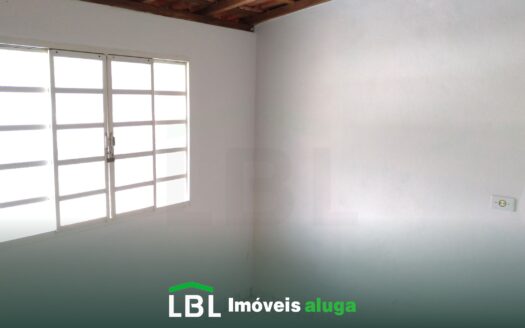 Casa boa, próxima ao Hospital, em Bueno Brandão-MG