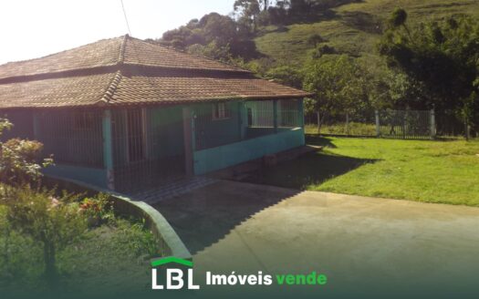Excelente chácara com 4.000m², no Bairro Campo Grande, em Bueno Brandão-MG