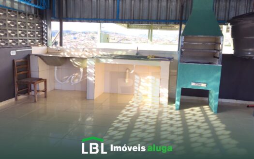 Excelente casa no Centro de Bueno Brandão-MG