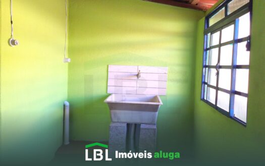 Casa pequena em Bueno Brandão-MG