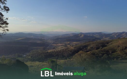 Chácara à 6,5km de Bueno Brandão-MG