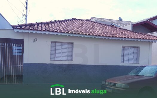 Casa no Centro de Bueno Brandão-MG