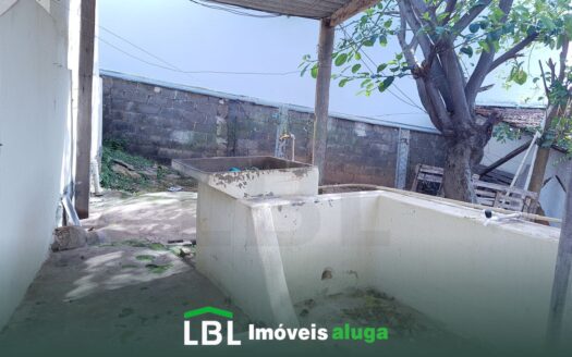 Casa no Centro de Bueno Brandão-MG