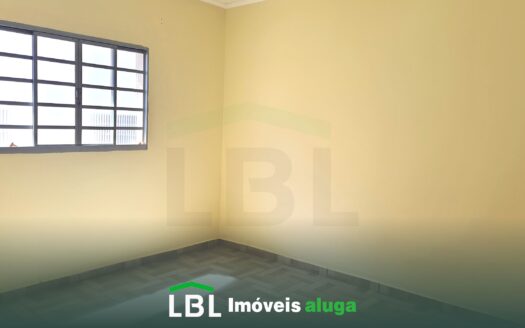 Casa boa em Bueno Brandão-MG, próxima ao Centro