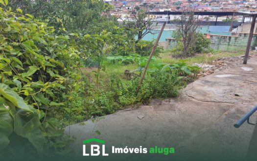 Casa boa no Centro de Bueno Brandão-MG