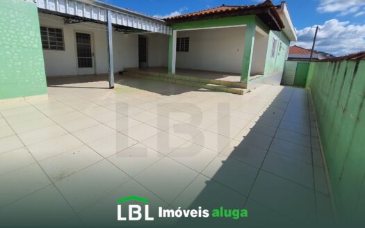 Ótima casa no Jardim Santa Maria em Bueno Brandão-MG