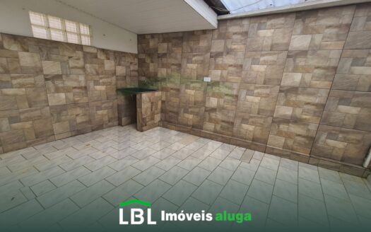 Casa no Centro de Bueno Brandão-MG