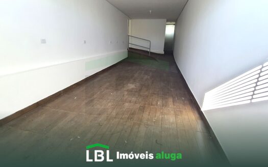 Ótima casa no Centro de Bueno Brandão-MG