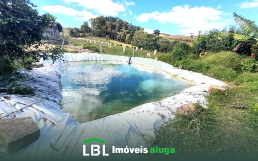 Chácara à 10,5km de Bueno Brandão-MG