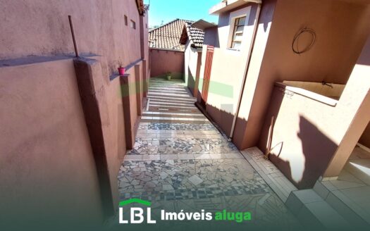 Casa boa no Centro de Bueno Brandão-MG