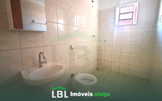 Casa boa, com uma bela vista, em Bueno Brandão-MG