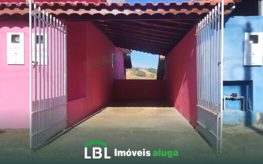 Casa boa, com uma bela vista, em Bueno Brandão-MG