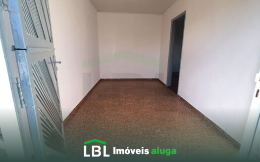 Casa boa no Centro de Bueno Brandão-MG