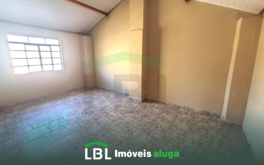 Casa pequena em Bueno Brandão-MG