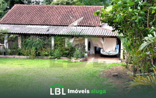 Ótima chácara no Bairro Bom Jardim, em Bueno Brandão-MG