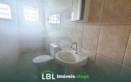 Casa pequena no Jardim das Palmeiras, em Bueno Brandão-MG