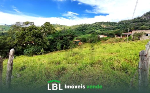 Ótima chácara com 1.600m² em Bueno Brandão-MG