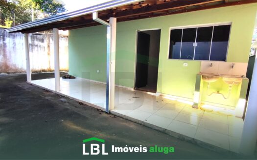 Excelente casa no Jardim Bela Vista em Bueno Brandão-MG