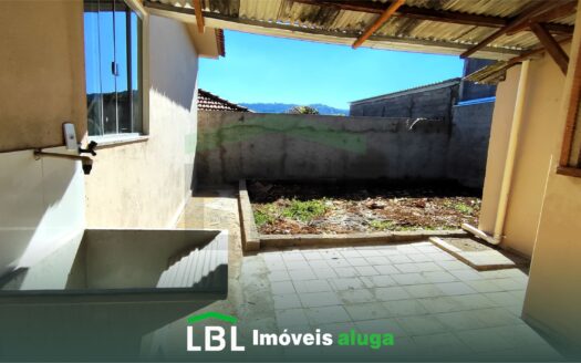 Casa boa no Jardim Santa Maria em Bueno Brandão-MG