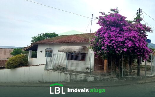 Excelente casa no Jardim Campo Místico em Bueno Brandão-MG