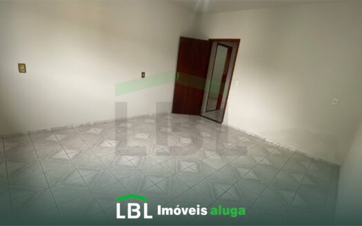 Casa no Centro de Bueno Brandão-MG