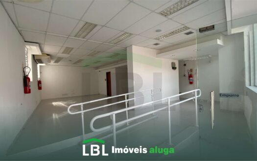 Aluga ponto comercial na Praça Virgílio de Melo Franco – MG