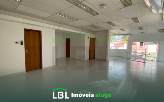 Aluga ponto comercial na Praça Virgílio de Melo Franco – MG